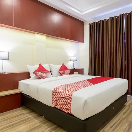 Oyo 727 Merlion Hotel Medan Zewnętrze zdjęcie
