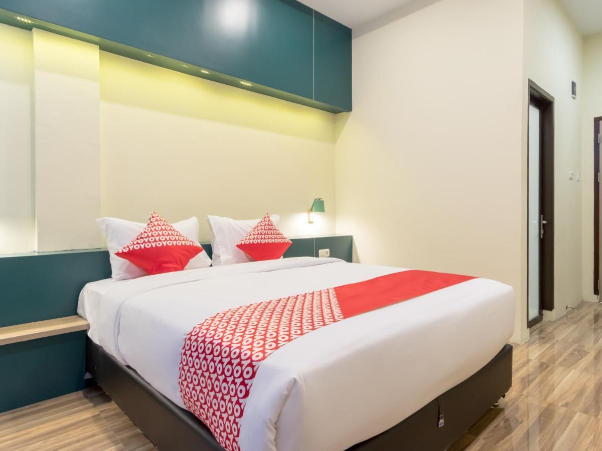 Oyo 727 Merlion Hotel Medan Zewnętrze zdjęcie