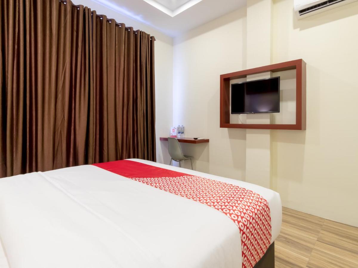 Oyo 727 Merlion Hotel Medan Zewnętrze zdjęcie