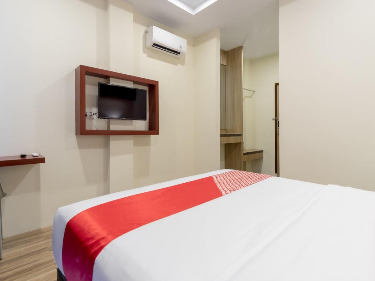Oyo 727 Merlion Hotel Medan Zewnętrze zdjęcie