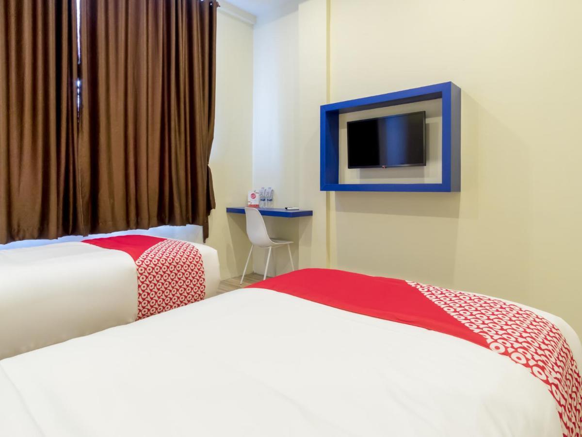 Oyo 727 Merlion Hotel Medan Zewnętrze zdjęcie
