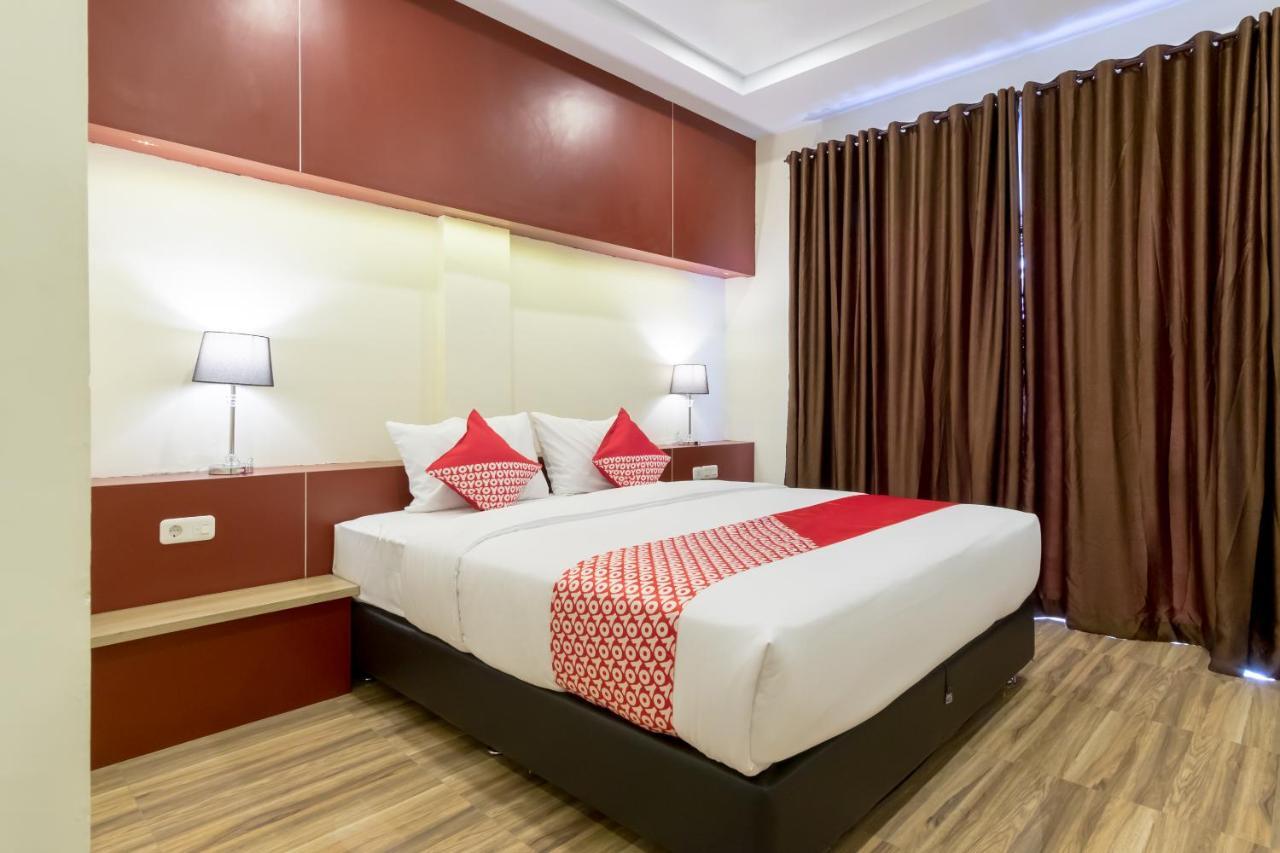 Oyo 727 Merlion Hotel Medan Zewnętrze zdjęcie